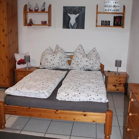 Schwarzwaldstube 2 Zimmer Fuer Gaeste In Voerstetten Vorstetten Exterior photo